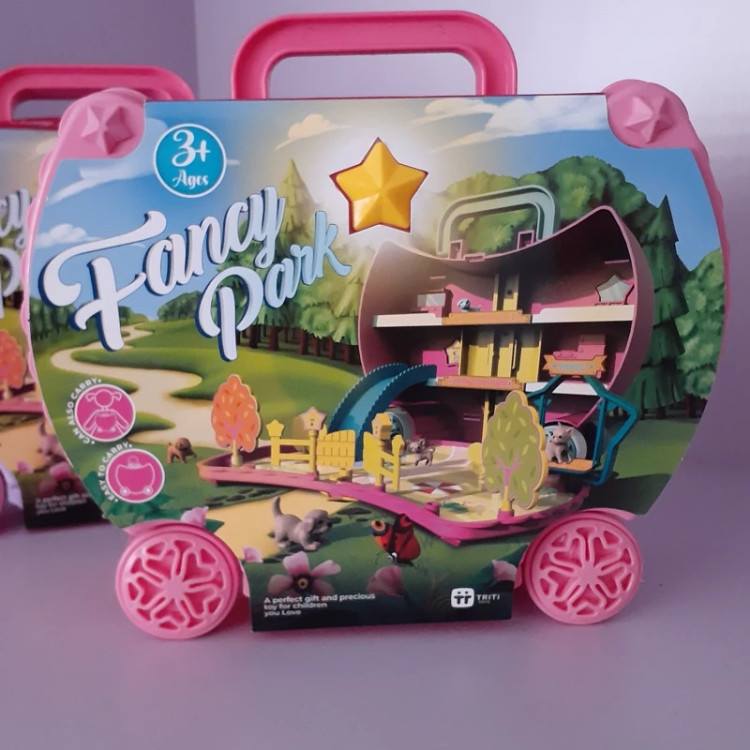 پارک چمدانی حیوانات(فنسی پارک)