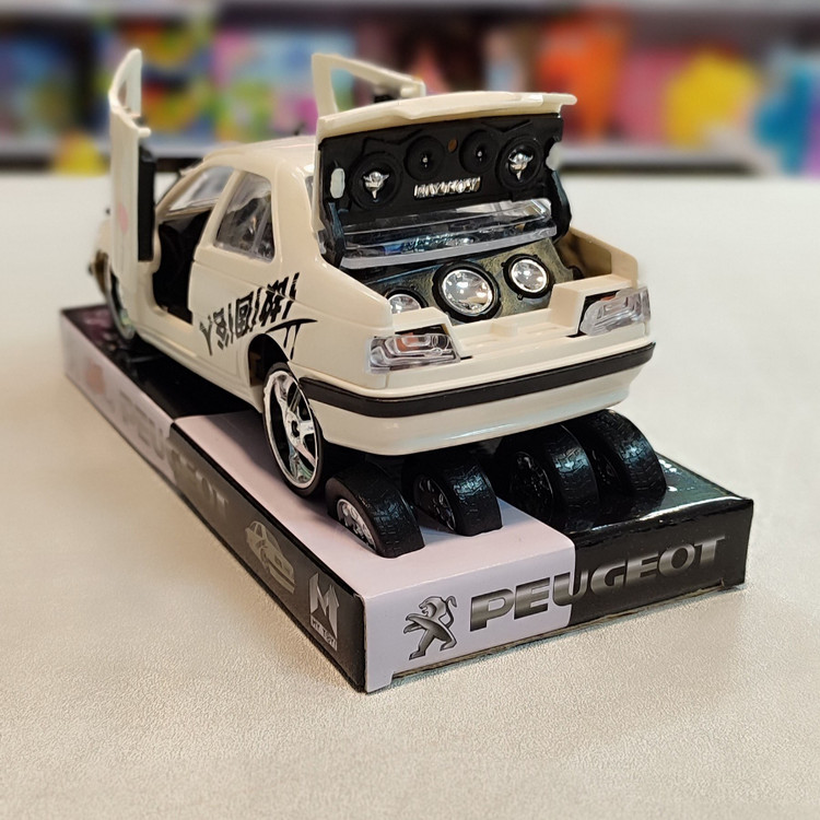 ماکت ماشین پژو پارس درب باز شو